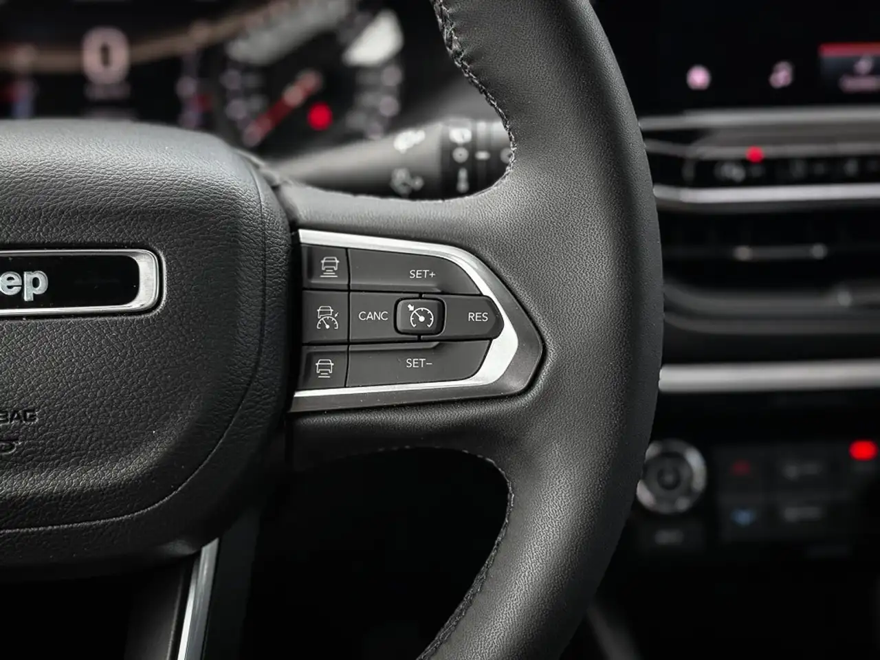 Jeep Compass - Image 17