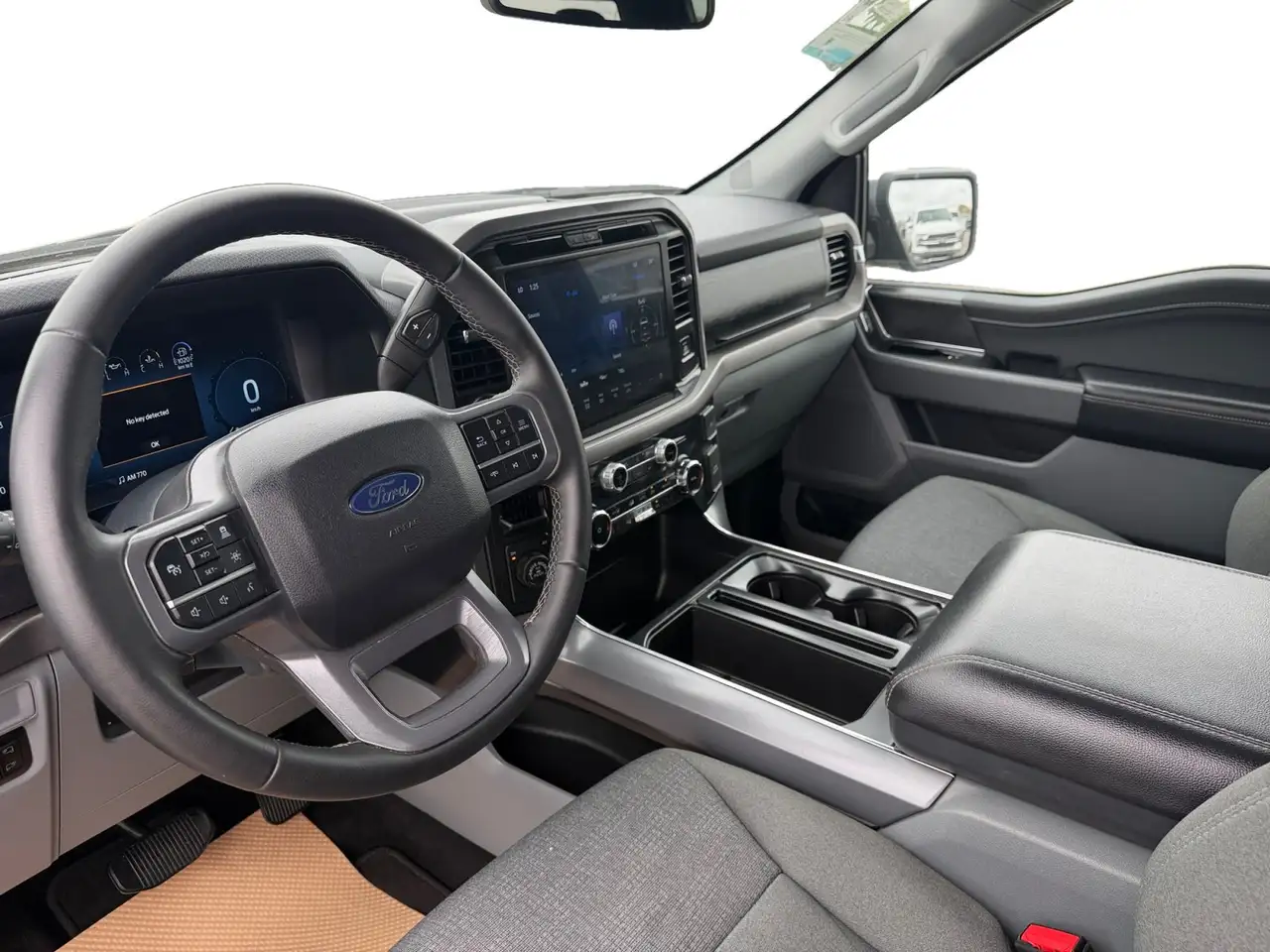 Ford F-150 - Image 9