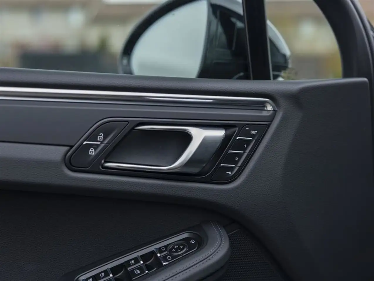 Porsche Macan - Image 15