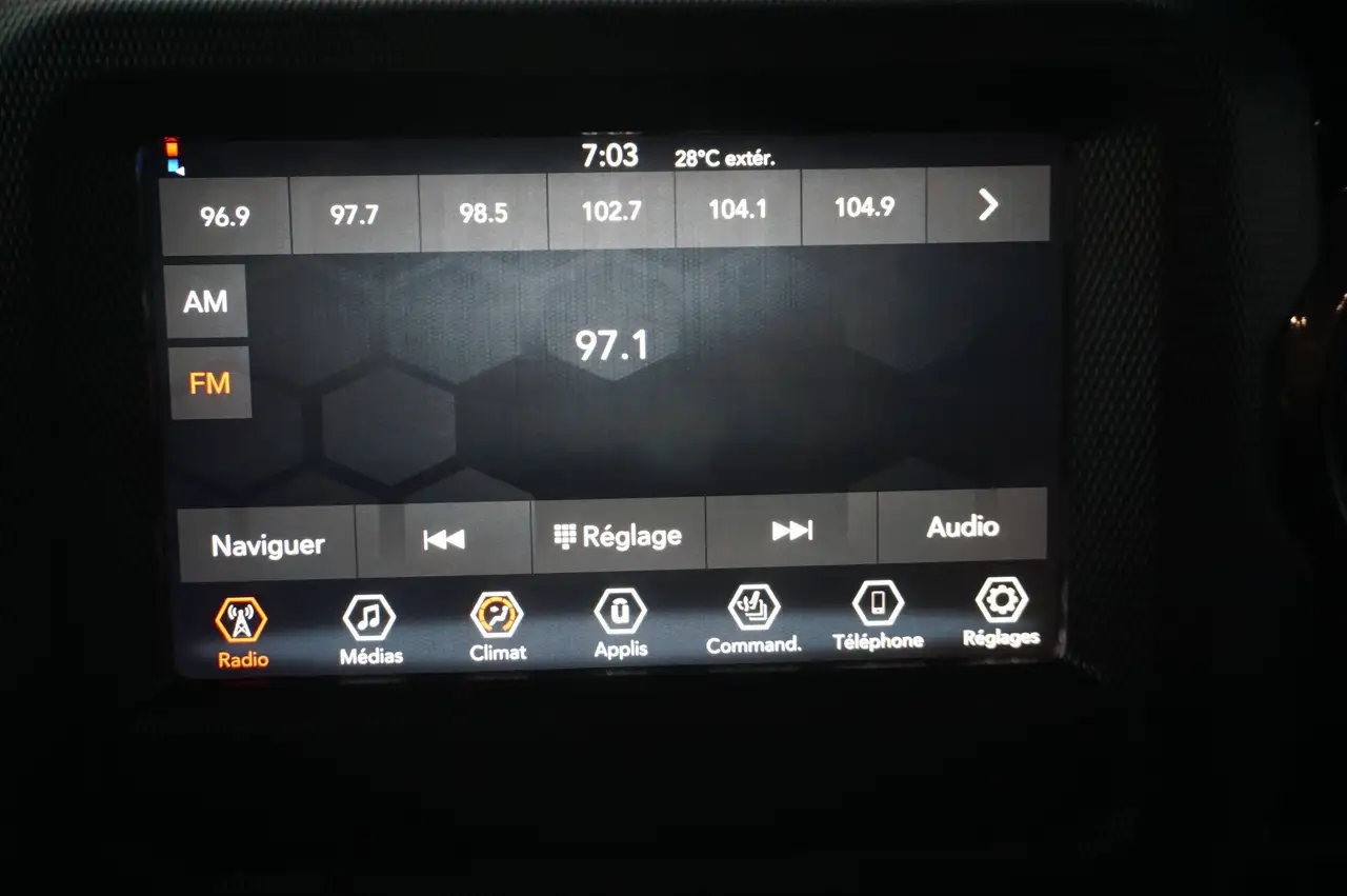 Jeep Wrangler - Image 21