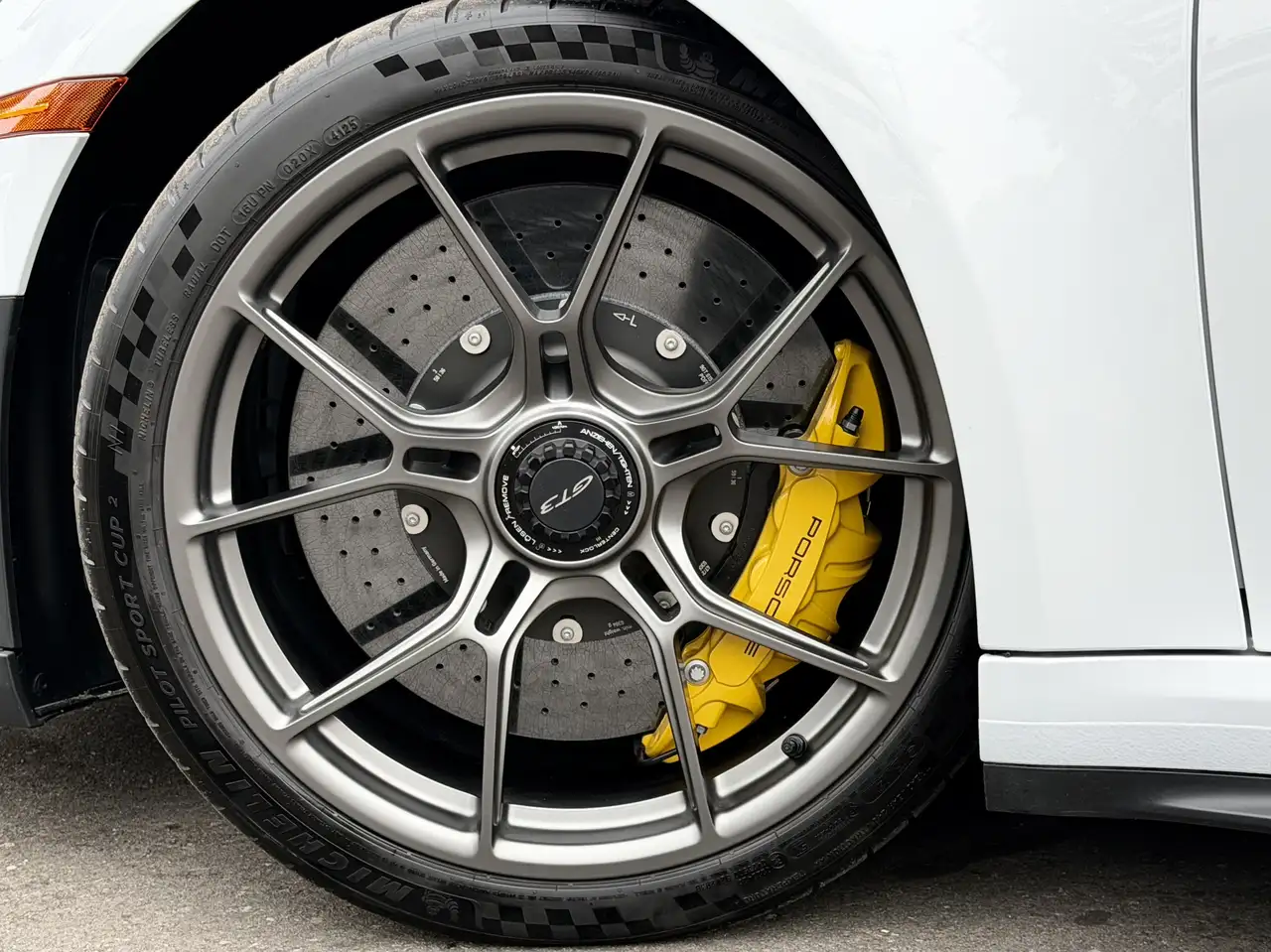 Porsche 911 - Image 47