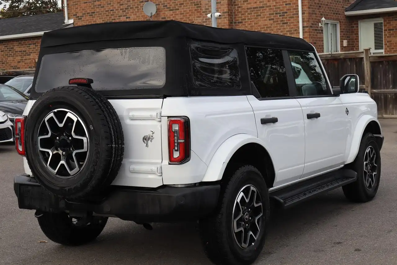 Ford Bronco - Image 6