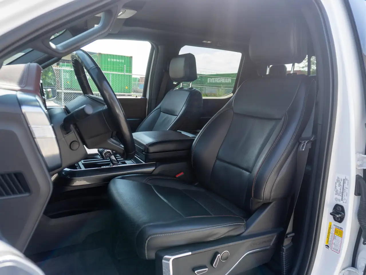 Ford F-150 - Image 12