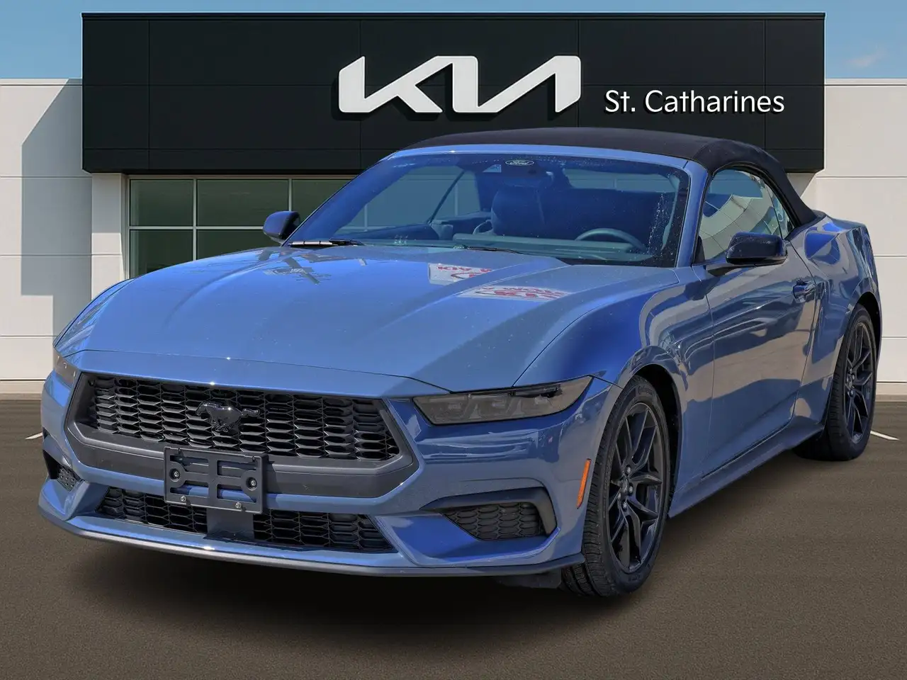Ford Mustang - Image 4