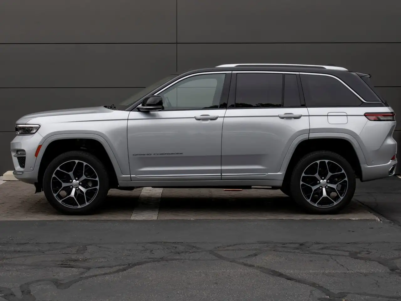 Jeep Grand Cherokee - Image 3