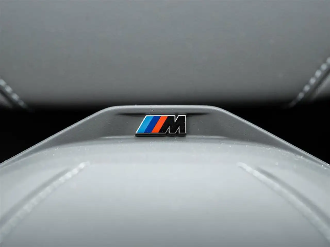 BMW 7 Series - Image 16