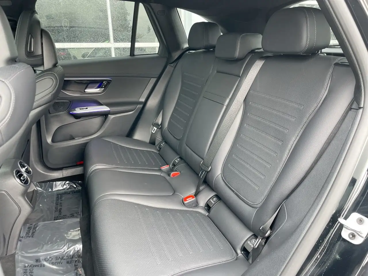 Mercedes-Benz GLC - Image 31