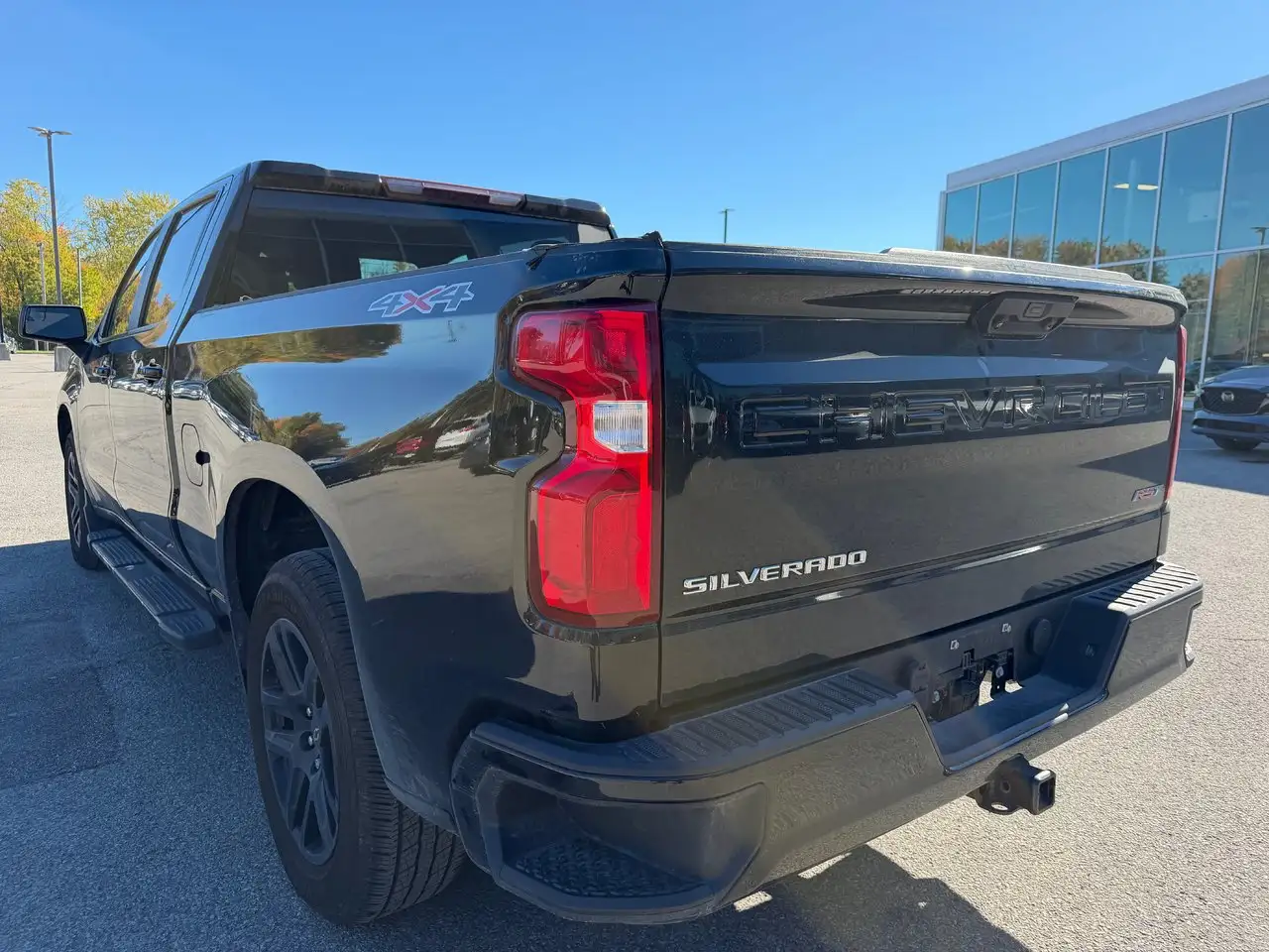 Chevrolet Silverado 1500 - Image 3