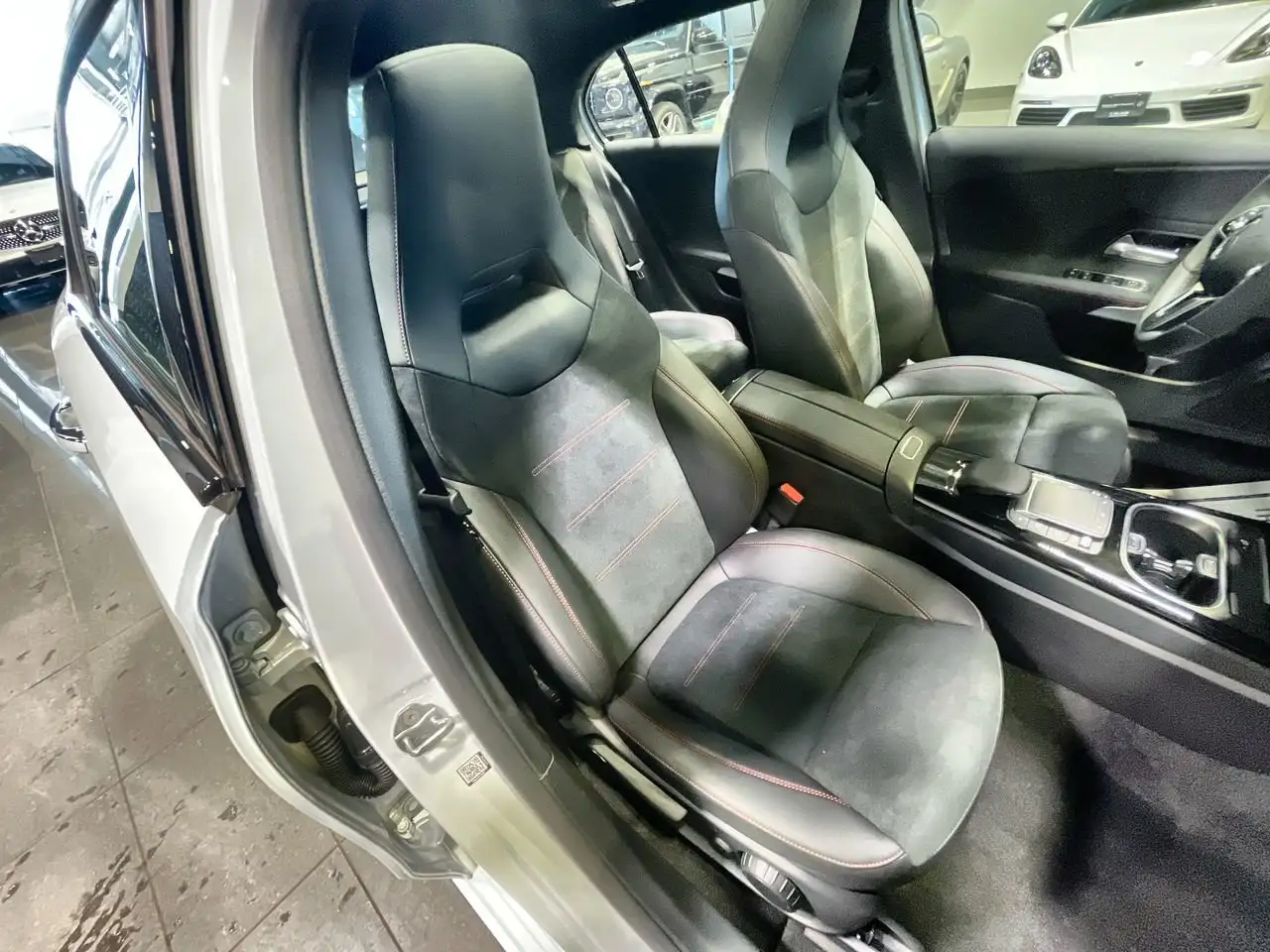 Mercedes-Benz A-Class - Image 33