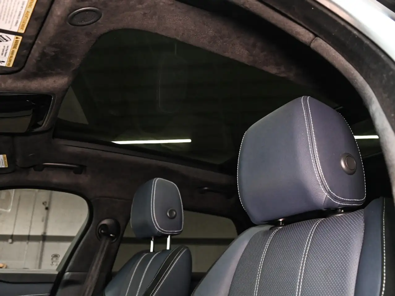 Land Rover Range Rover Velar - Image 26