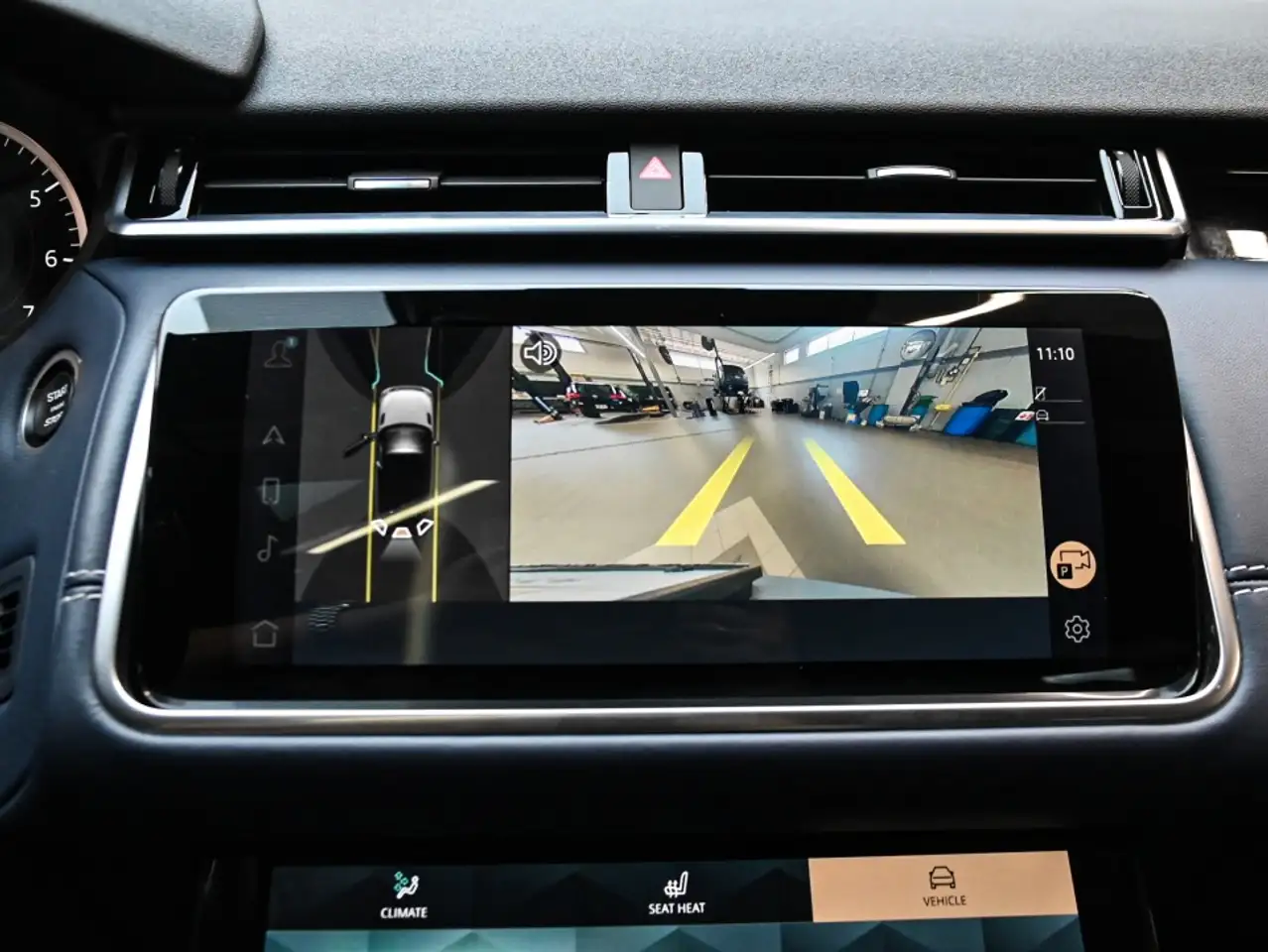 Land Rover Range Rover Velar - Image 21