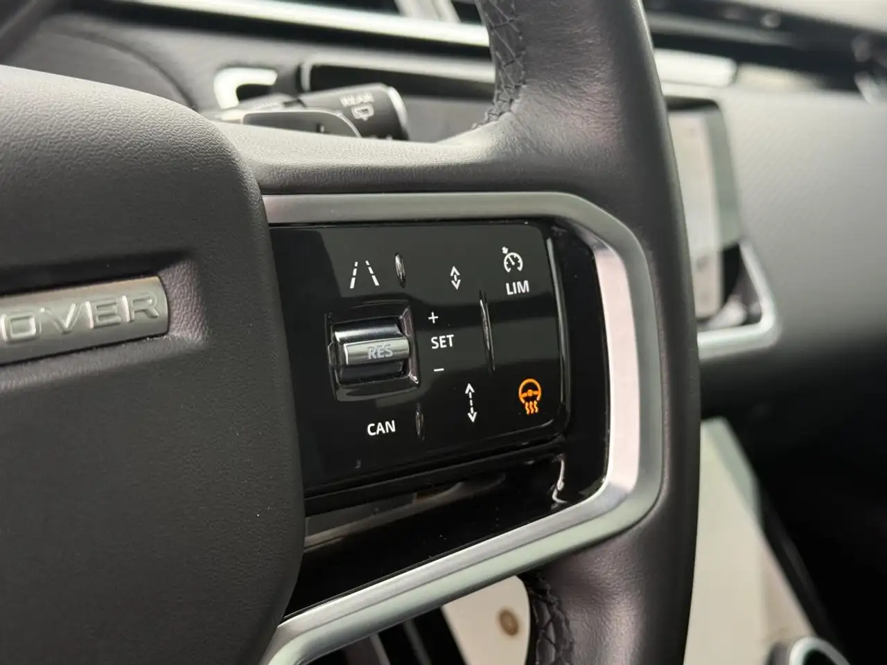 Land Rover Range Rover Velar - Image 9