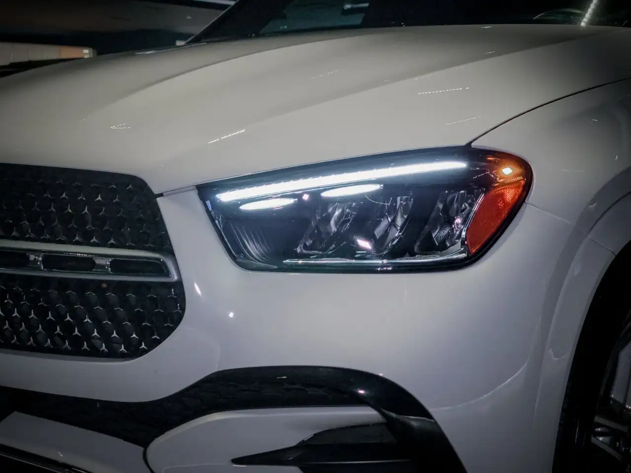 Mercedes-Benz GLE - Image 11