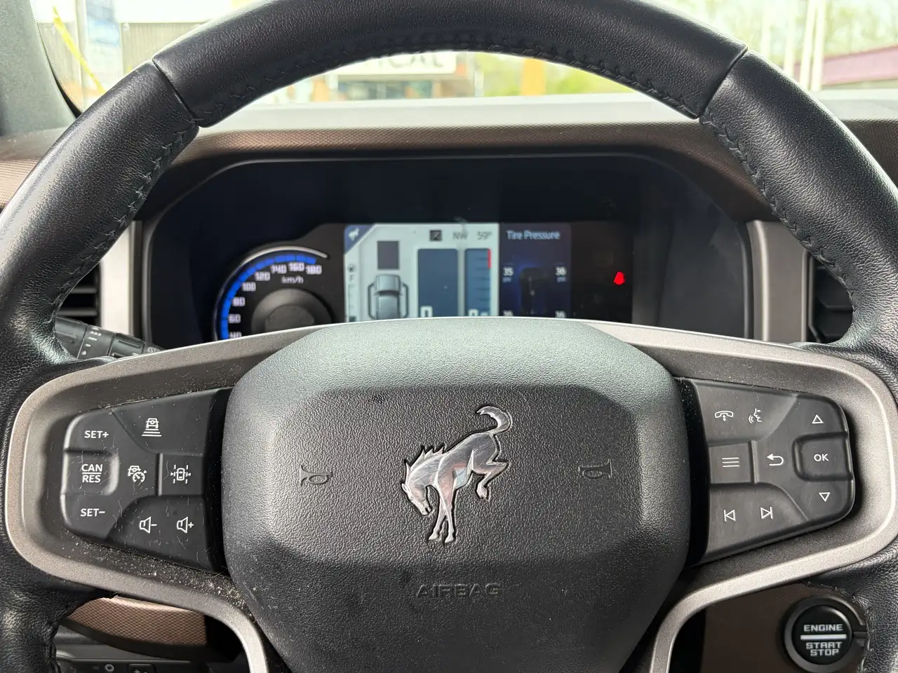 Ford Bronco - Image 19