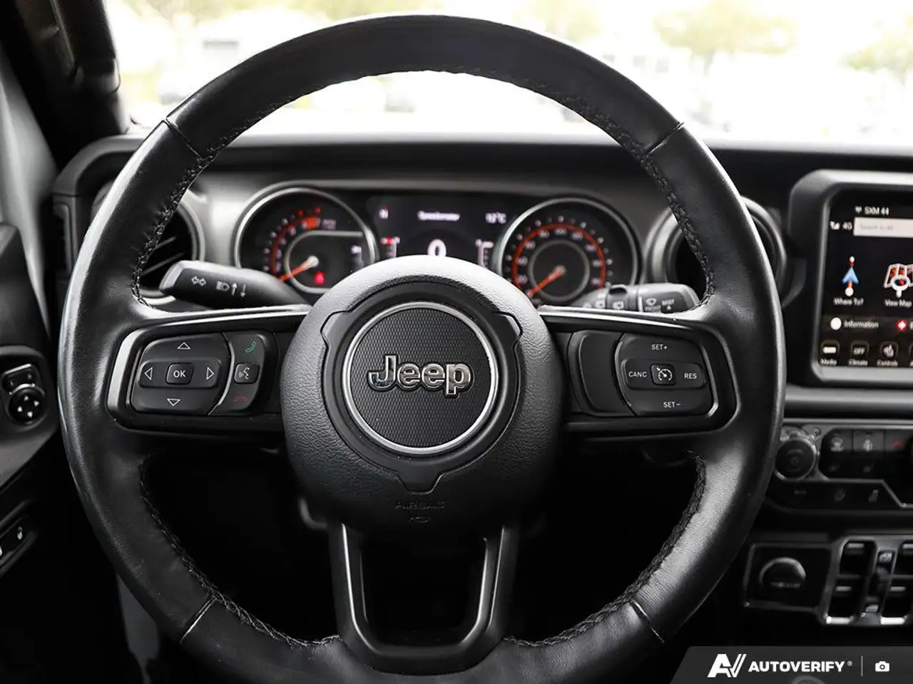 Jeep Wrangler - Image 14