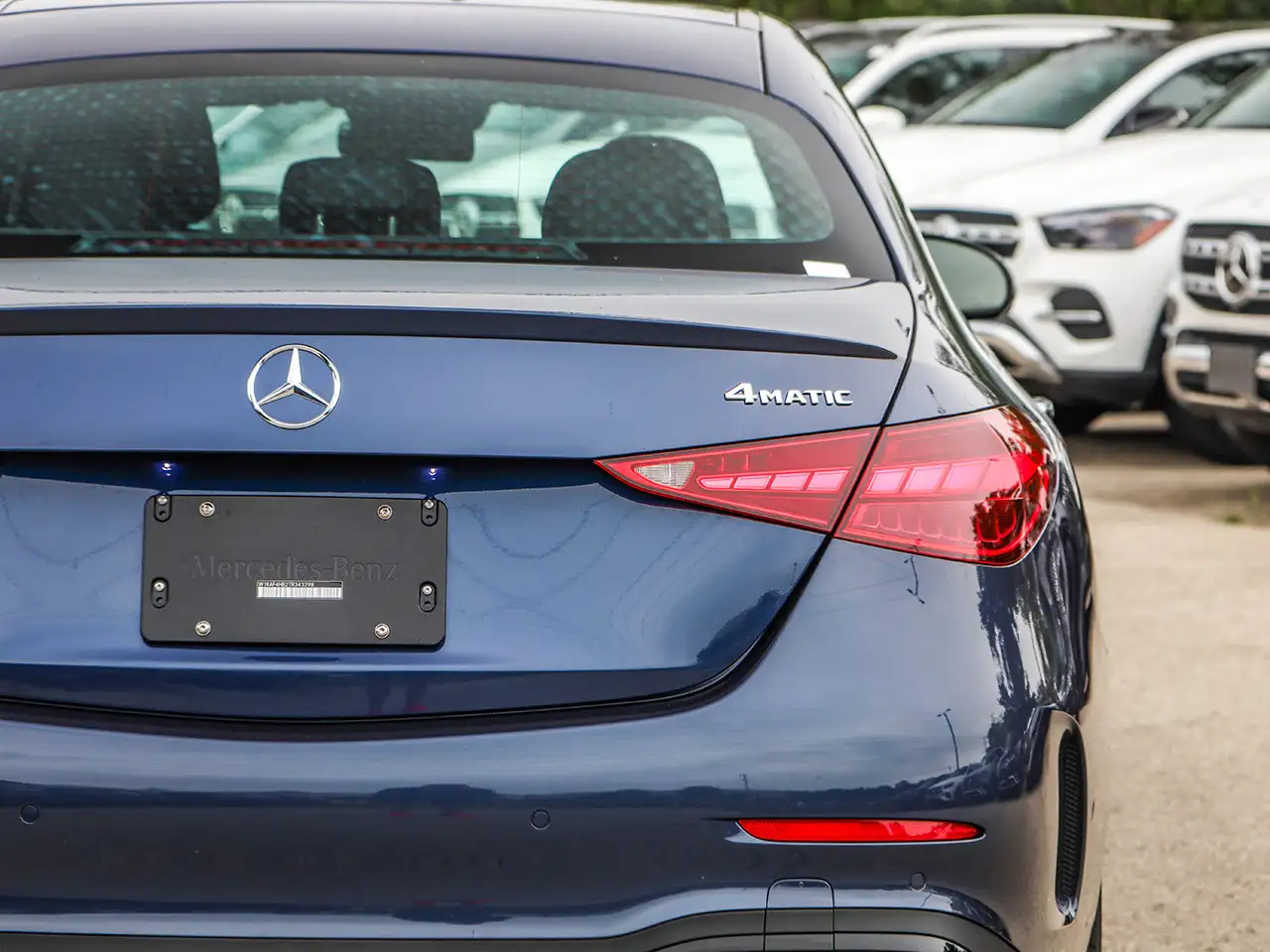 Mercedes-Benz C-Class - Image 10