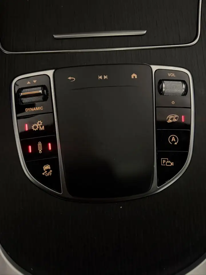Mercedes-Benz GLC - Image 20