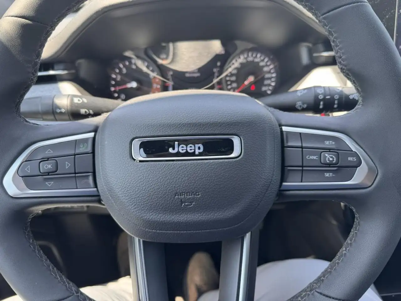 Jeep Compass - Image 15