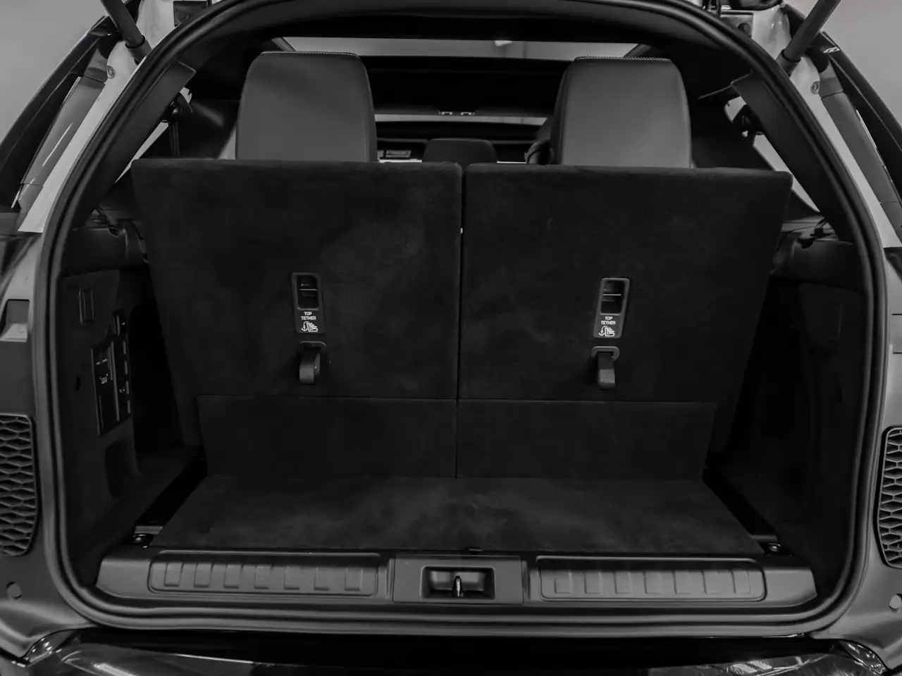 Land Rover Discovery - Image 37