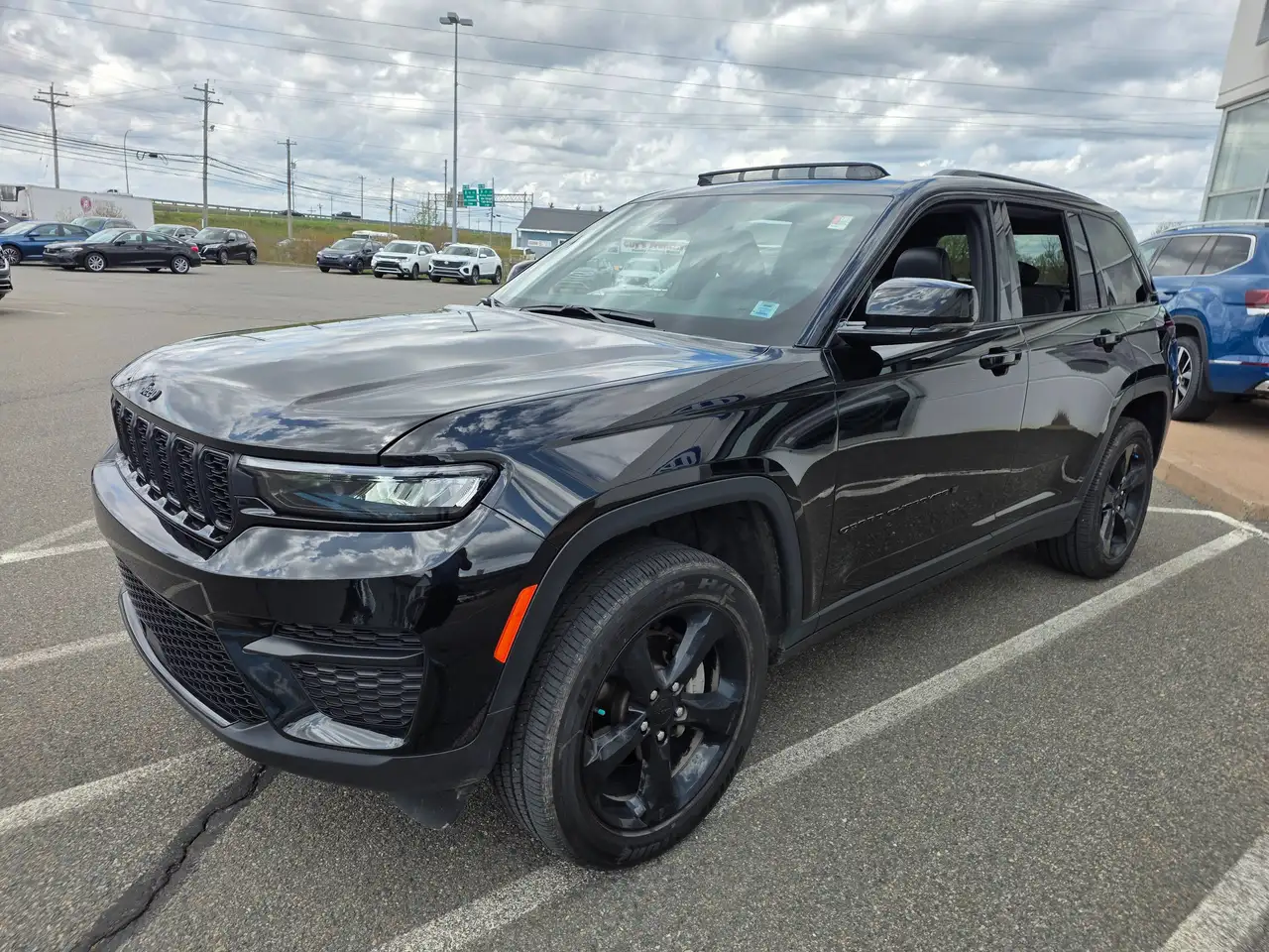 Jeep Grand Cherokee - Image 3
