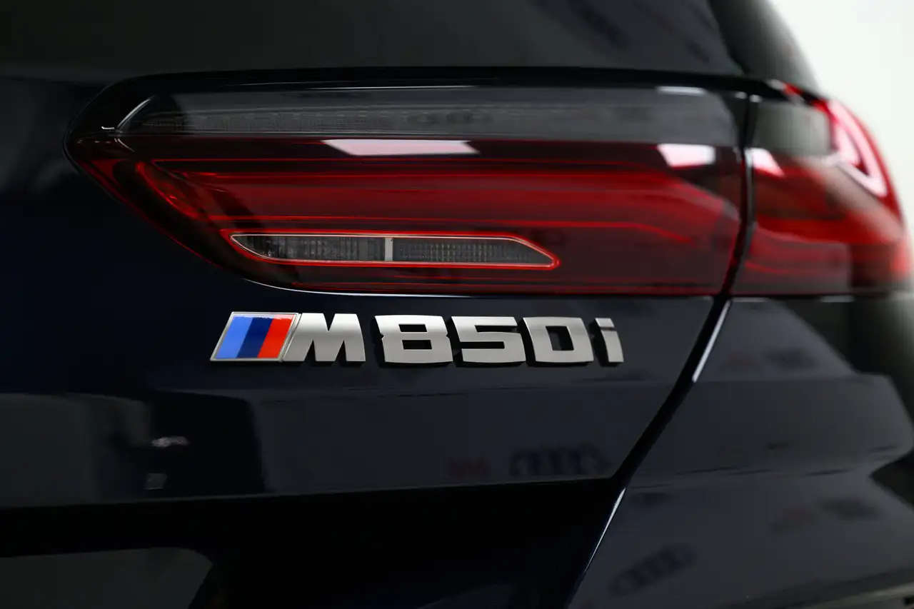BMW 8 Series - Image 11