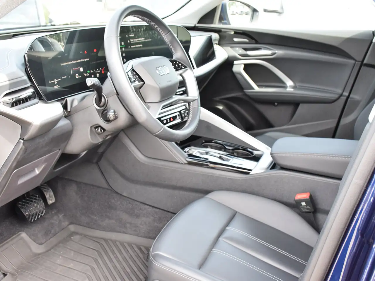 Audi Q5 - Image 13
