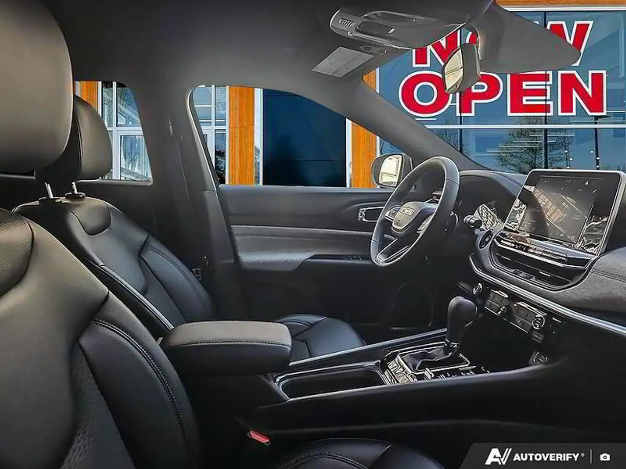 Jeep Compass - Image 22