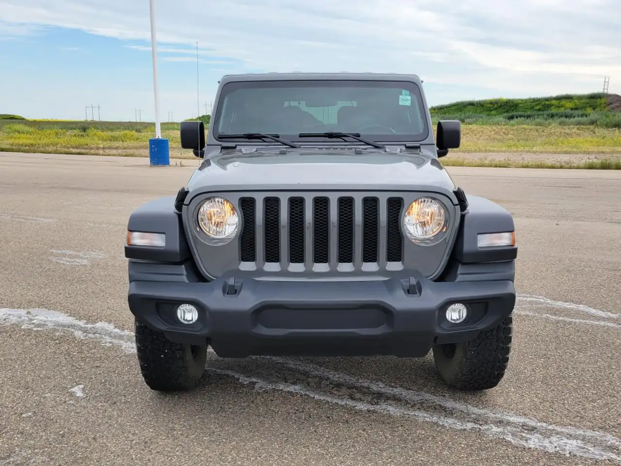 Jeep Wrangler - Image 2