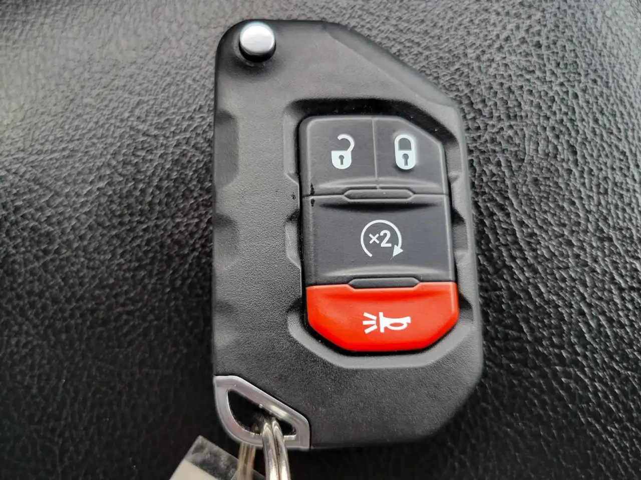 Jeep Wrangler - Image 32
