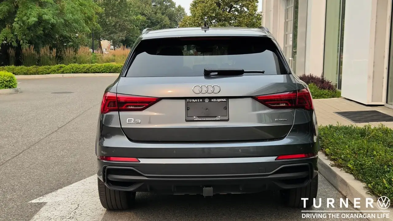 Audi Q3 - Image 6