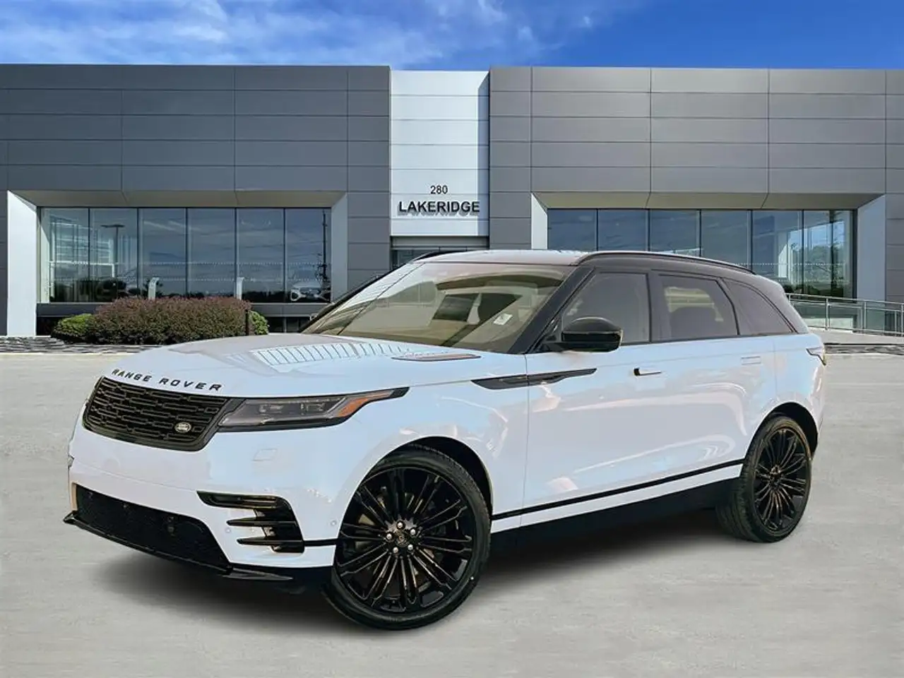 Land Rover Range Rover Velar - Image 2