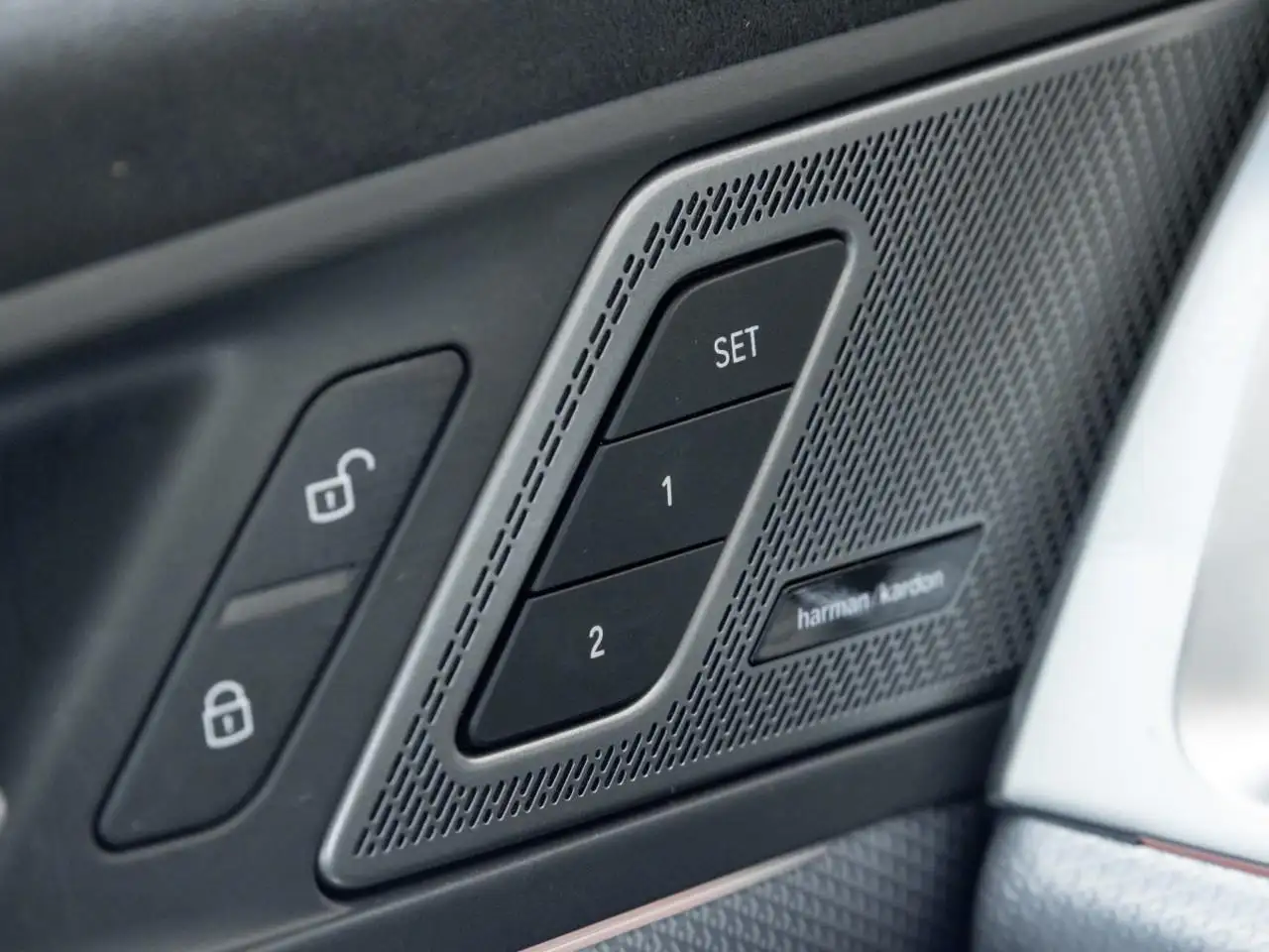 BMW X1 - Image 18