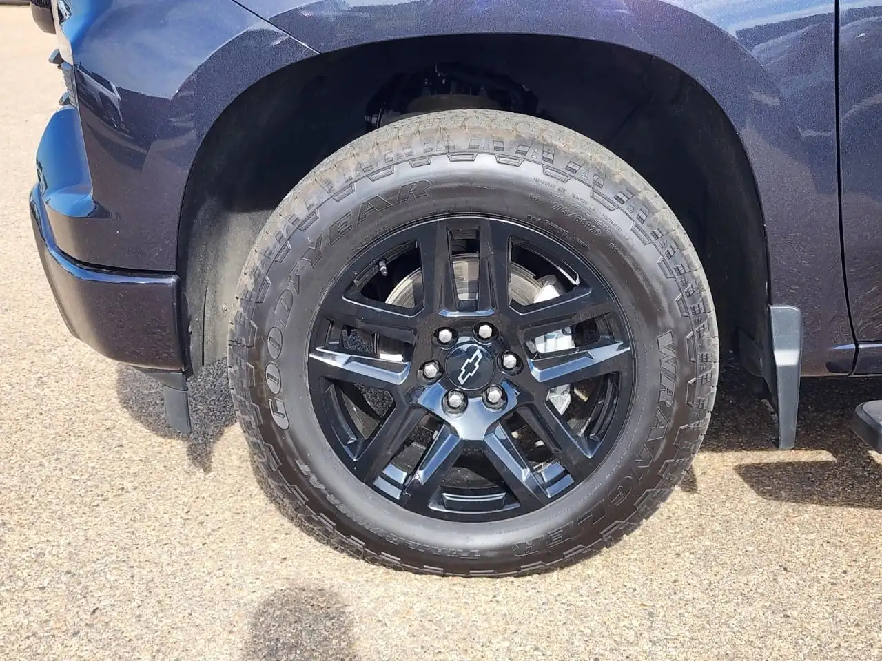 Chevrolet Silverado 1500 - Image 5