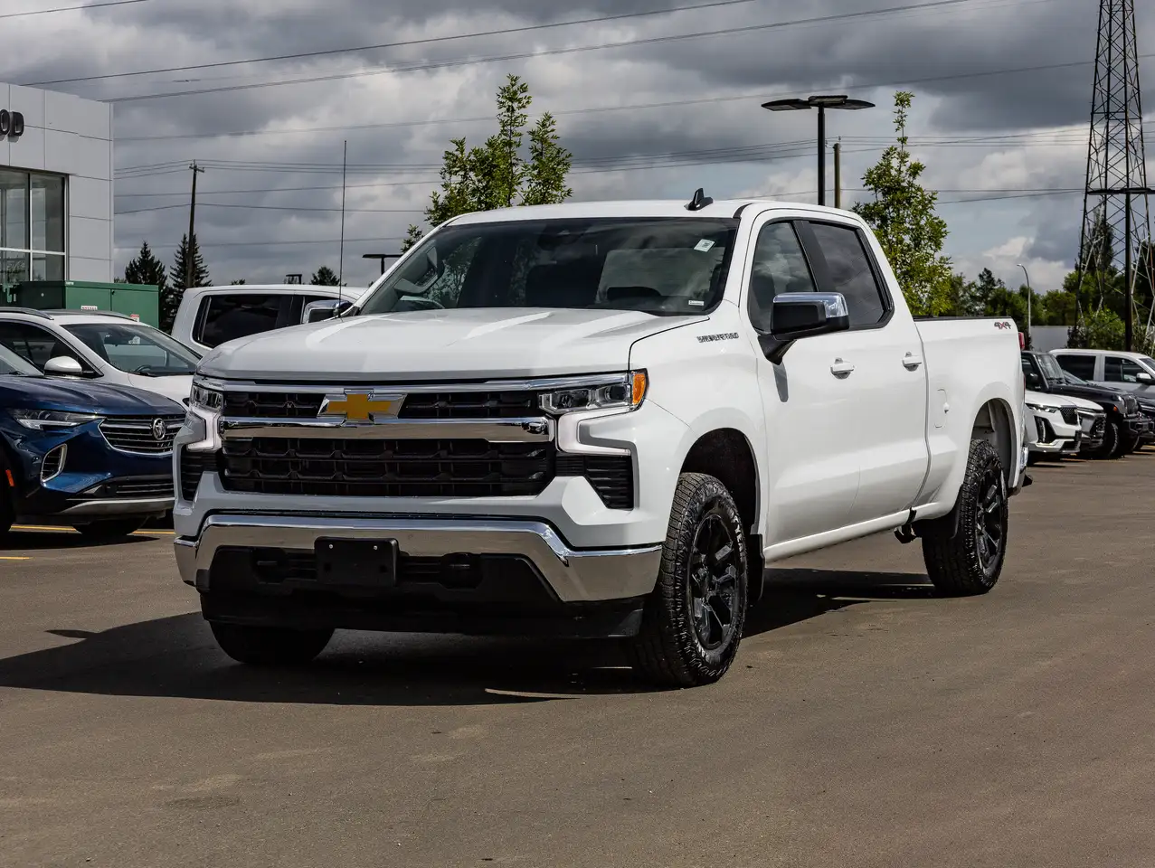 Chevrolet Silverado 1500 - Image 4