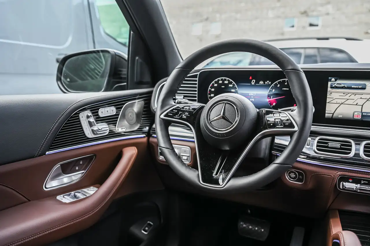 Mercedes-Benz GLE - Image 13