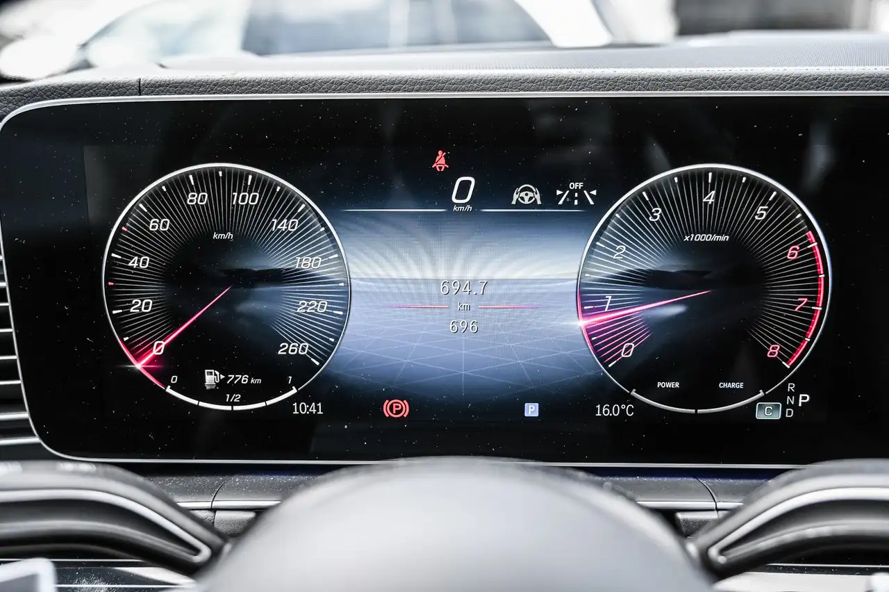 Mercedes-Benz GLE - Image 9