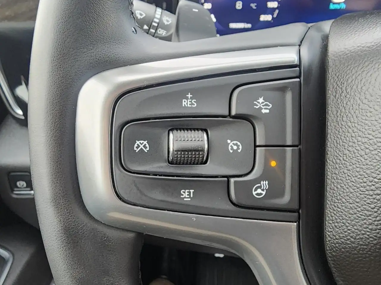 Chevrolet Silverado 1500 - Image 42