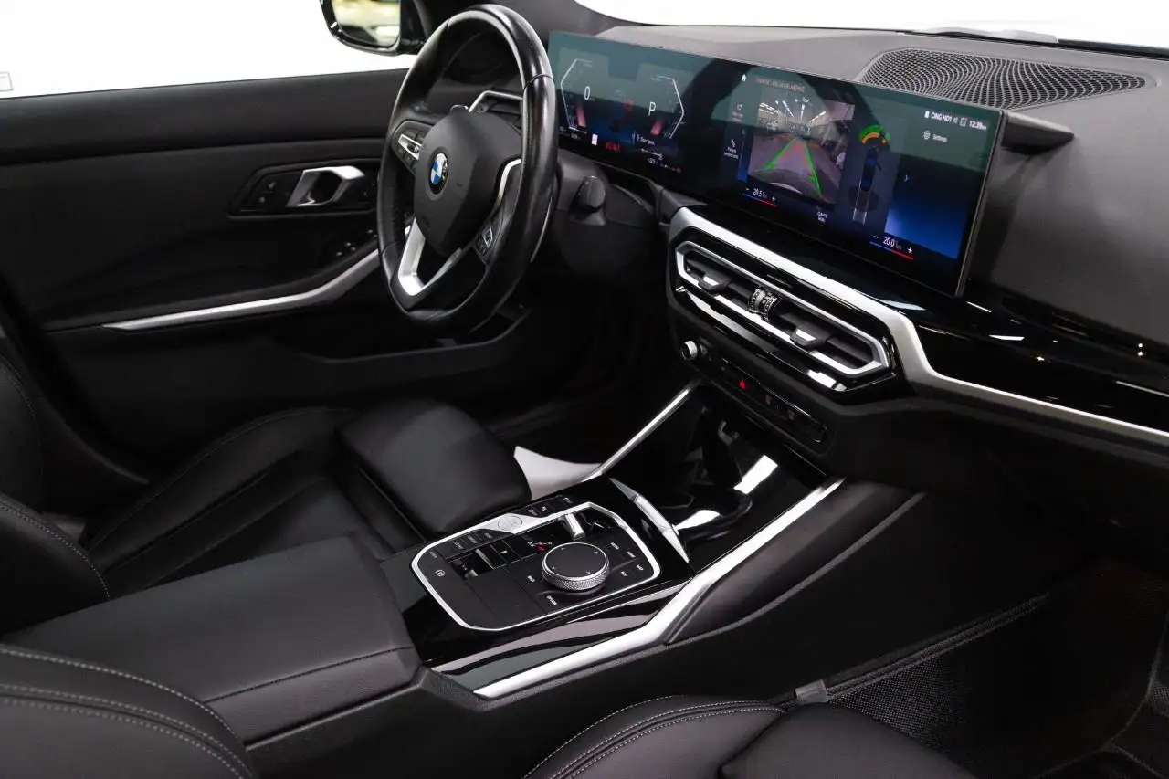 BMW 3 Series - Image 23