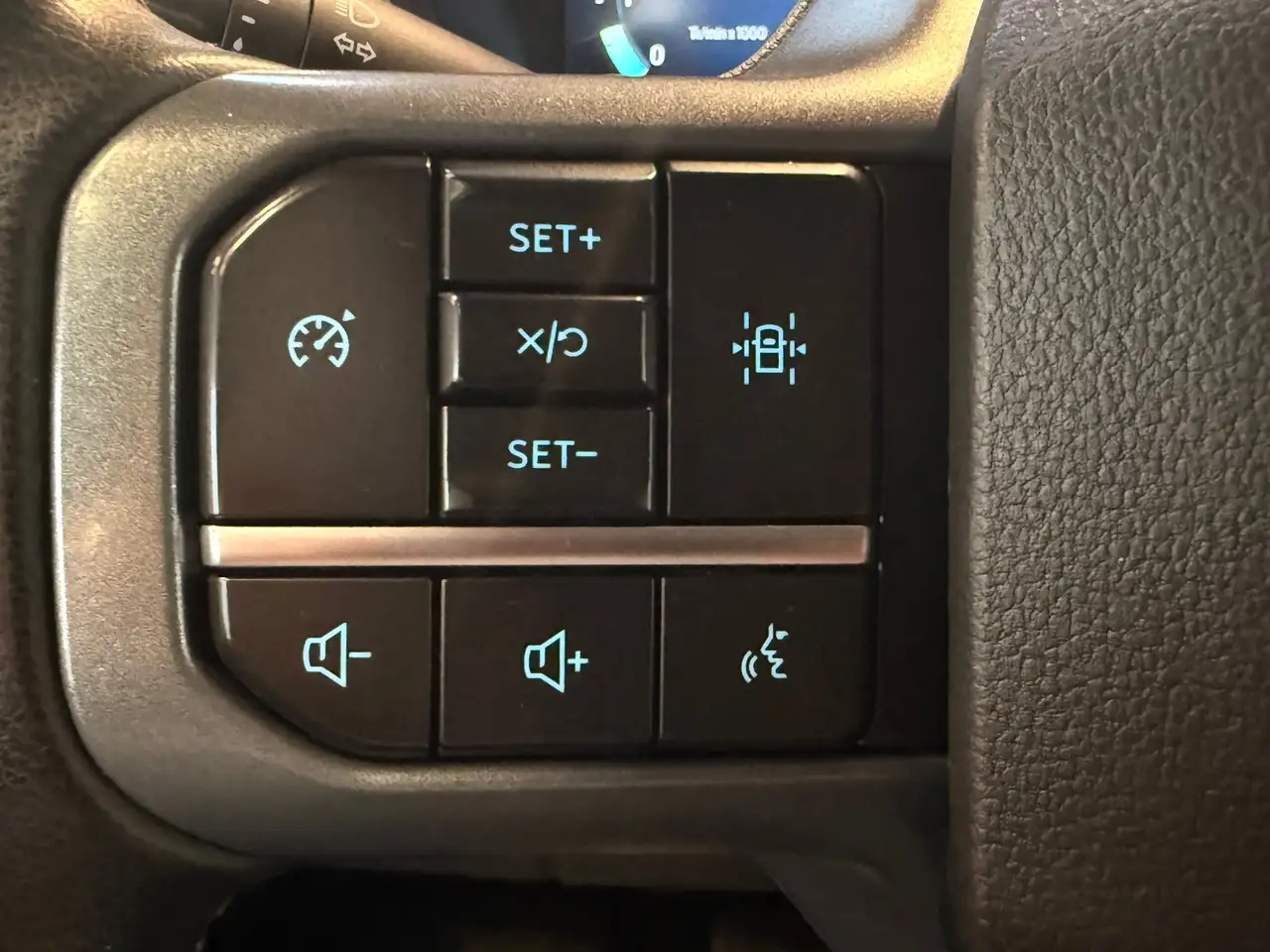 Ford F-150 - Image 19