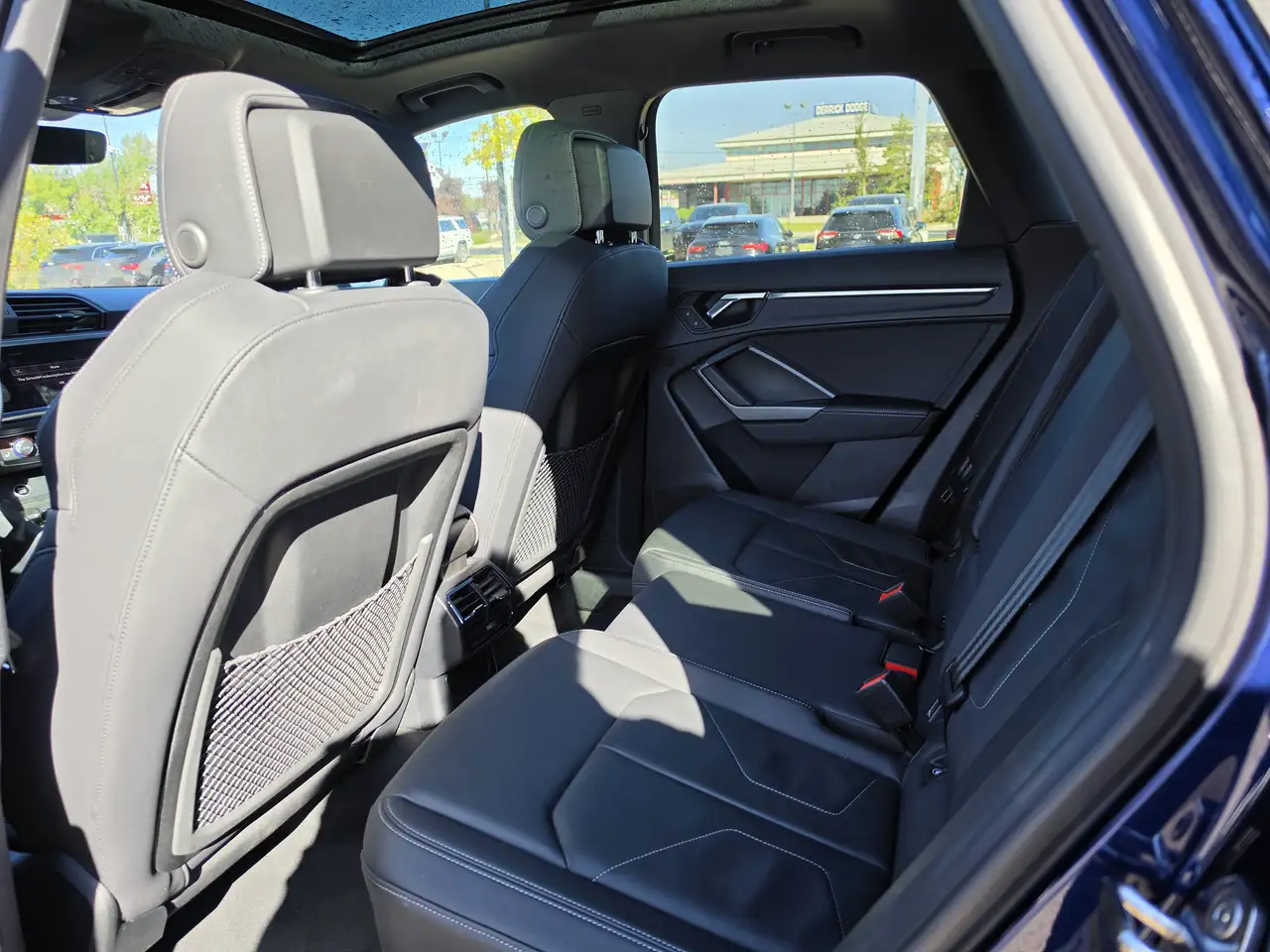 Audi Q3 - Image 21