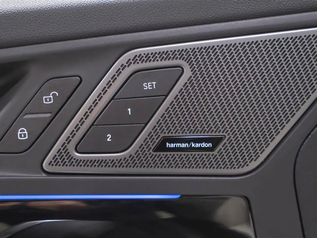 BMW X1 - Image 10