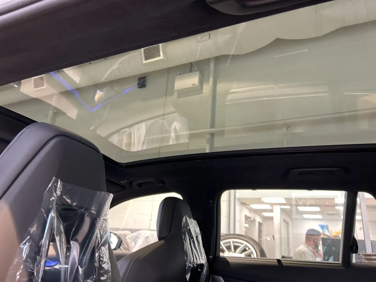 BMW M5 - Image 13