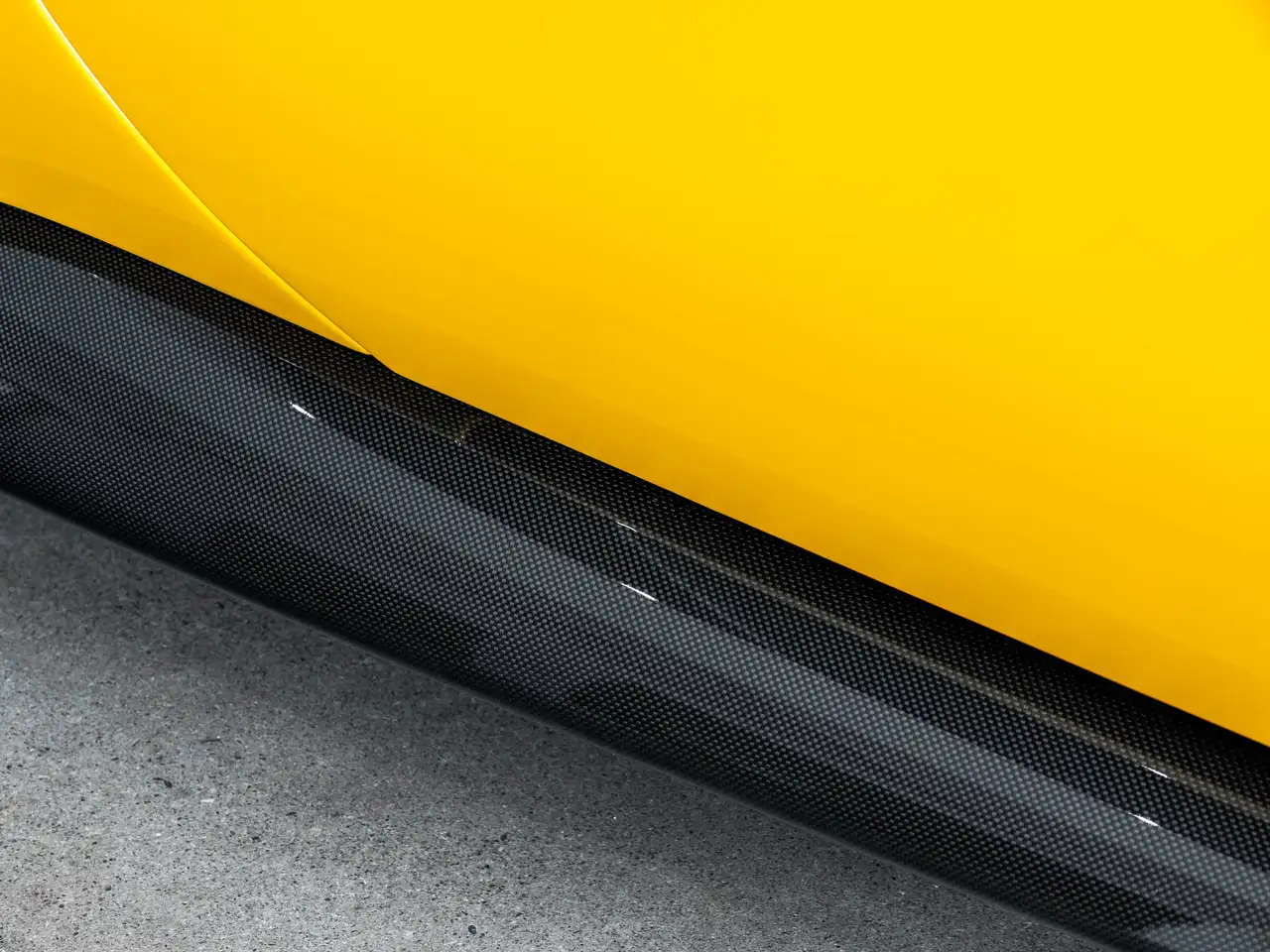 Ferrari 296 GTS - Image 16