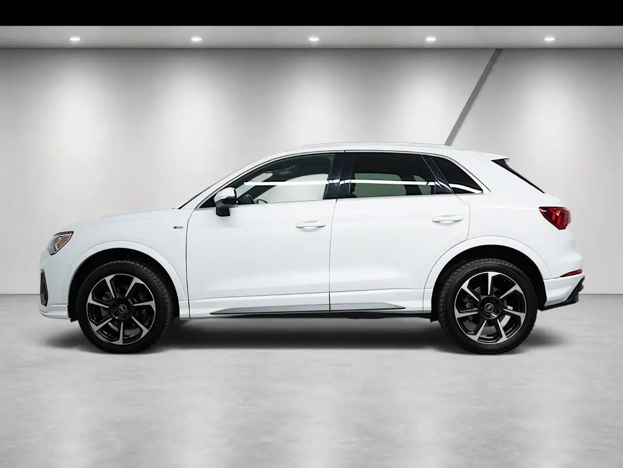 Audi Q3 - Image 4