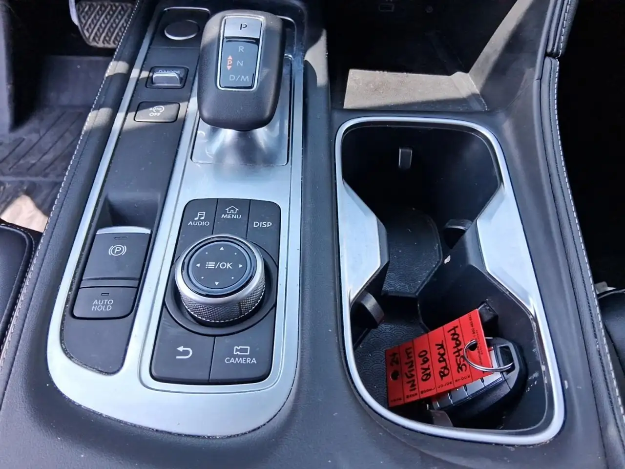 Infiniti QX60 - Image 18