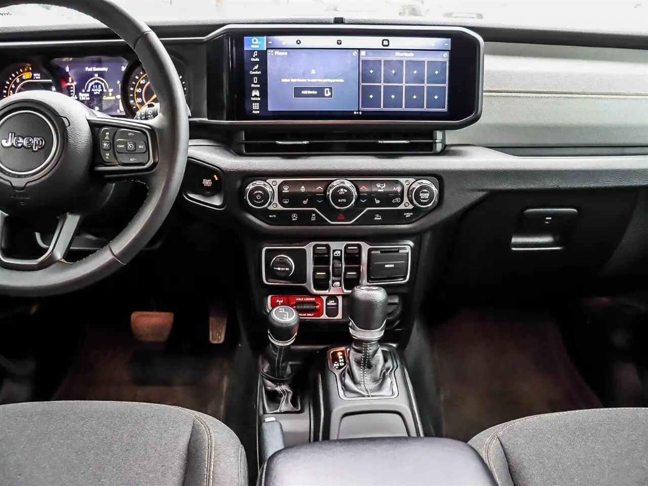 Jeep Wrangler - Image 11
