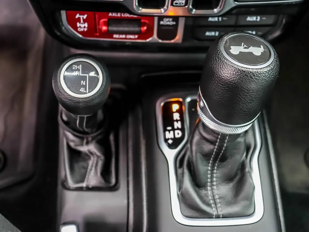 Jeep Wrangler - Image 25