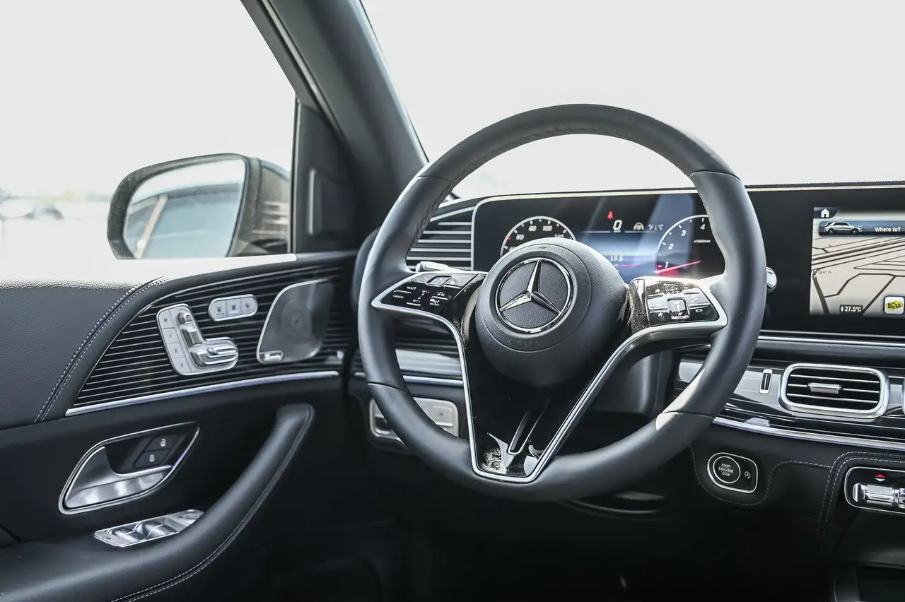 Mercedes-Benz GLE - Image 15