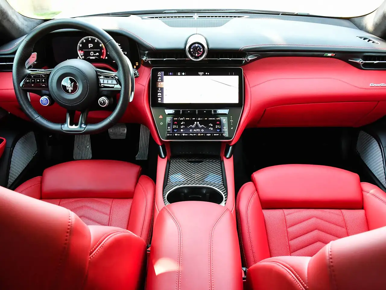 Maserati GranTurismo - Image 31