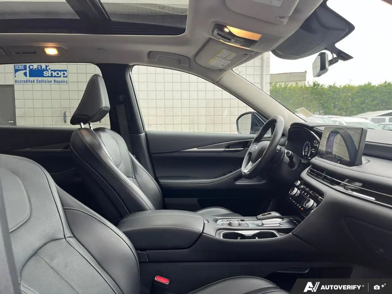 Infiniti QX60 - Image 22